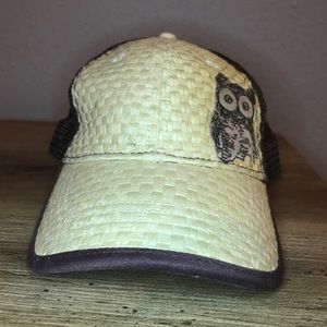 HOOTERS Owl Baseball Hat